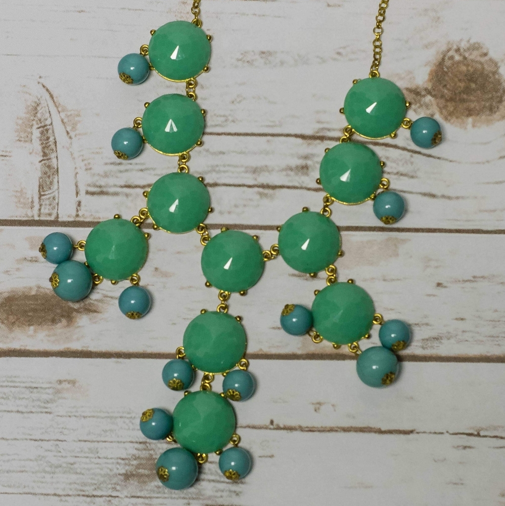 Bubble necklace